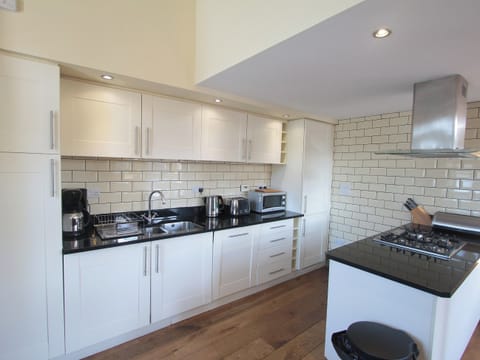 Kitchen | Old School 15 - Glenlivet - Highland Club, Fort Augustus