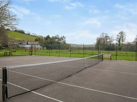 Tennis court | Selworthy - Duddings Country Cottages, Timberscombe, near Minehead
