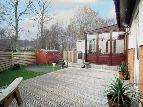 Decking | Ruby Cottage - Silverglades Holiday Homes, Aviemore