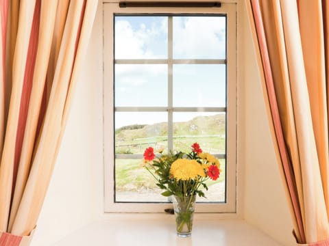 Kitchen/diner | Aird Steading Cottage - Aird Farm, Craignish, near Ardfern