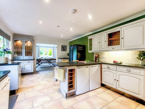 Kitchen | Braemor, Arrochar, near Inveraray