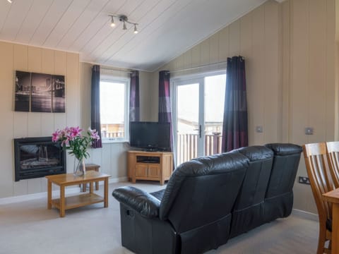 Living area | 54 Meadow View - Mullacott Retreats, Ilfracombe