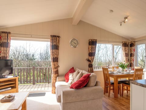 Open plan living space | 4 Atlantic Crescent - Mullacott Retreats, Ilfracombe