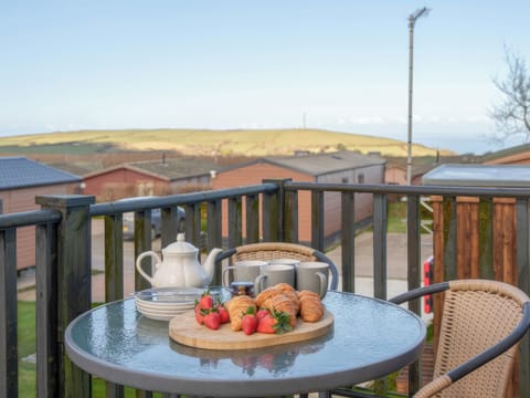 Decking | 32 Ocean Terrace - Mullacott Retreats, Ilfracombe