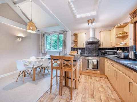 Kitchen | Acorn Cottage - Little Dunley Cottages, Bovey Tracey