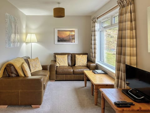 Living room | Fern Cottage - Cathair Dhubh Estate, Clachtoll, near Lochinver