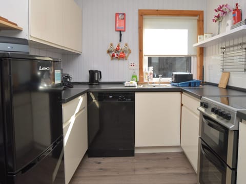 Kitchen | Holy Loch Lodge, Dunoon