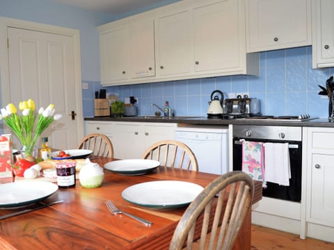 Kitchen/diner | Shelduck Cottage, Glendaruel, near Tignabruaich