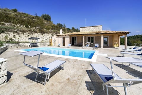 Swimming Pool, Resort, Estate, Outdoor Furniture, Villa, Hotel, Eco Hotel