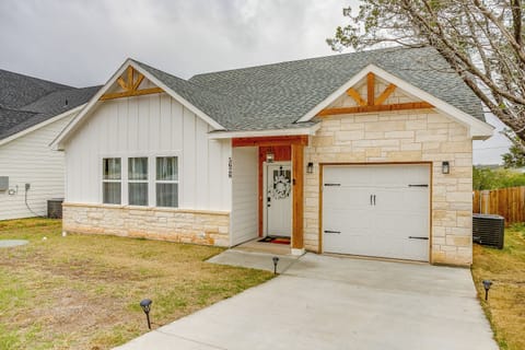Ample parking with driveway for added convenience.