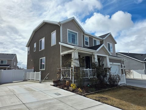 Cozy private basement rental in charming Orem home — close to BYU, Provo Canyon 