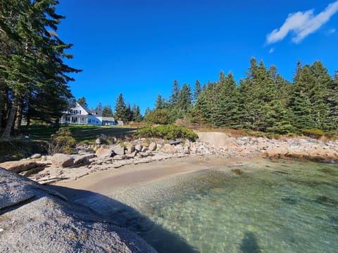 Eastern Beach and Geary Farmhouse