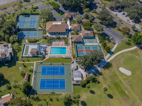 Pool, Tennis, Pickleball, Gym