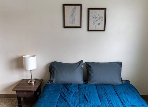 Full Bed