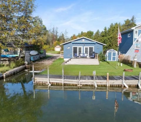Enjoy the river view from the deck, as you grill.  Boat docking is included.
  