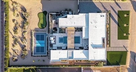 Paradise Reserve - 5,500 sf of upscale living! Plan your next retreat!
