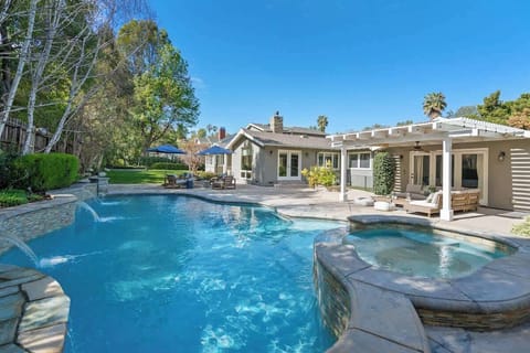 Backyard | Private Pool, Spa & Covered Pergola