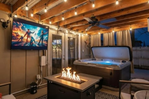 Indoor spa tub
