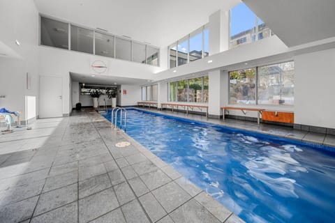 Holiday Home Swimming Pool