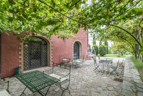 Wall, Brick, Shrub, Brickwork, Door, Garden, Hacienda, Chair, Yard, Outdoor Furniture