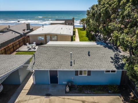 Welcome to A Wave From It All!