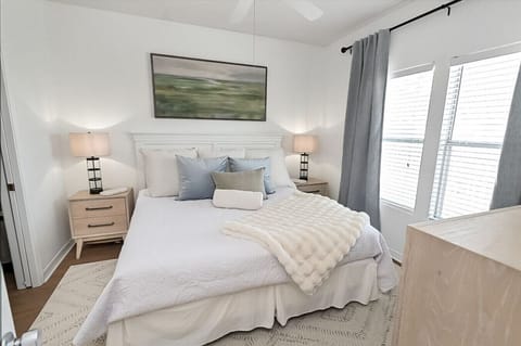 King-sized bed in the master bedroom
