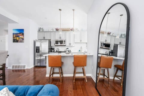 1d5f1e5c da9b 4563 9809 b29f7f269c36