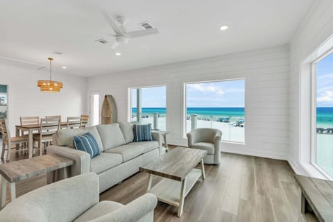 A Shore Thing - Dune Allen - Living Room
