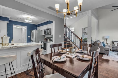 Where meals turn into memories.