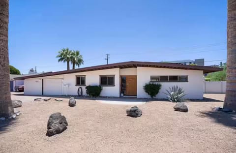 Build in 1957.  Originally had a carport.  