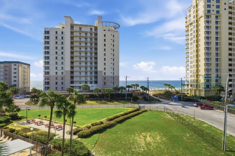 Grand Caribbean 416W- Balcony View