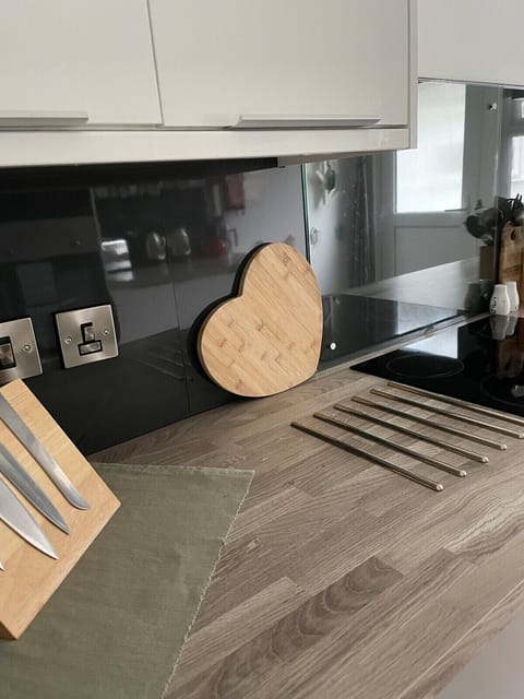 Kitchen chopping board.