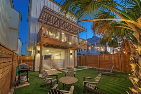 Evening view of the private backyard patio and the plunge pool. (Villa Blanca)