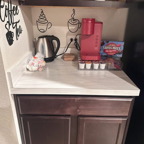 Coffee/Tea/Hot Chocolate