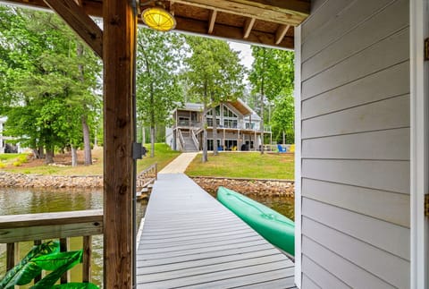 Amazing Flat large lot - hosted by Lakegastonvacationhomes