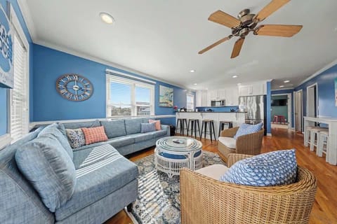 Welcome to Sun Sprinkles by Carolina Getaway! 