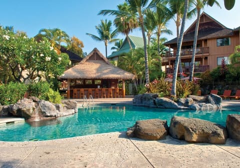 Beautiful tropical lava themed pool (shared with all guests of the resort complex)