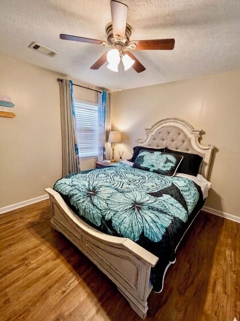Queen size bed