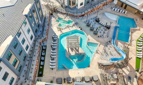 Amazing Pool, Slide & Lazy River