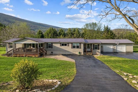 Designed for families, this spacious main-level retreat offers the perfect blend of comfort and activity.