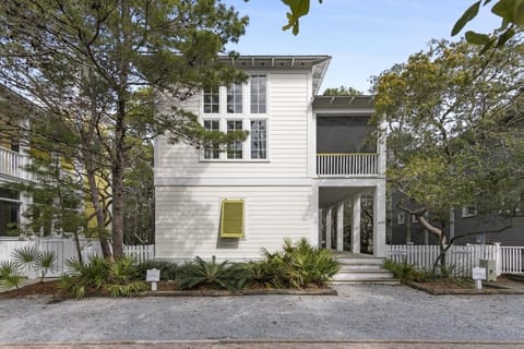 WELCOME TO SUITE MAGNOLIA COMBO IN SEASIDE, FLORIDA!