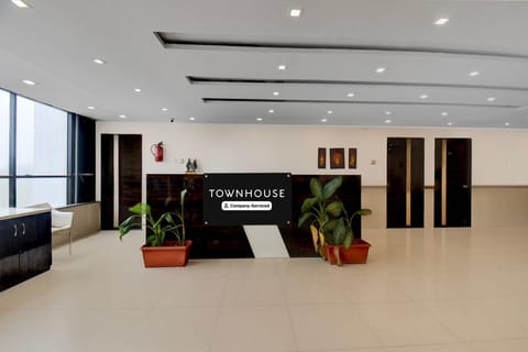Entrance / Reception