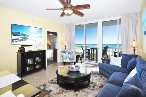 Living Room - Waters Edge Resort Unit 310, Okaloosa Island, Fort Walton Beach, FL, Vacation Condos by Sunset Resort Rentals