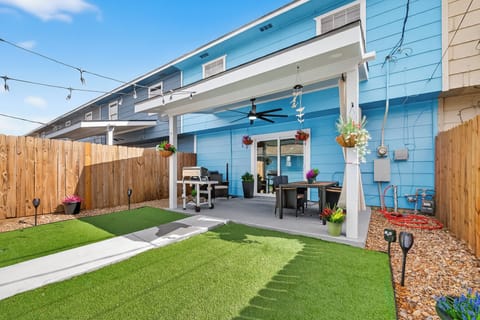 La Porte Vacation Rental | 3BR | 2.5BA | 1,525 Sq Ft