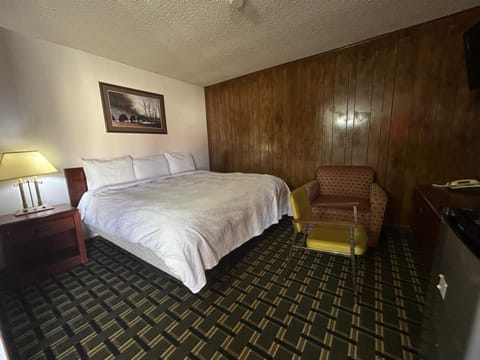 Settle into a cozy bed for an easy night’s sleep.