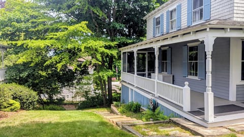 Wraparound Porch