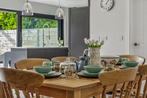 Open plan kitchen/living/dining