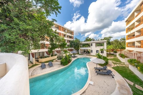 Beautiful outdoor pool with a peaceful atmosphere and plenty of space to sunbathe.