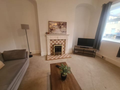 Living Room / Lounge