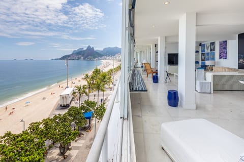 Beach,City view,Living Room,Sea view
